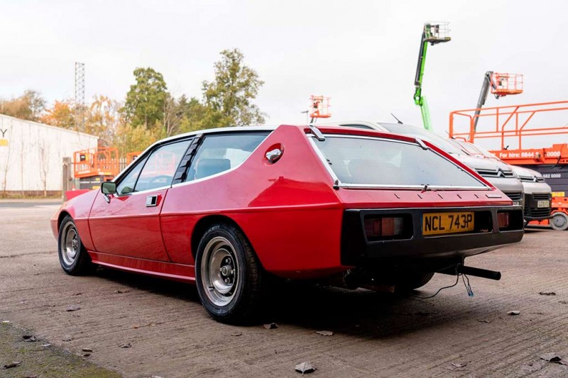 Lotus Elite 1976 американского гонщика Марио Андретти могут продать за бесценок 3 Lotus Elite 1976 американского гонщика Марио Андретти могут продать за бесценок