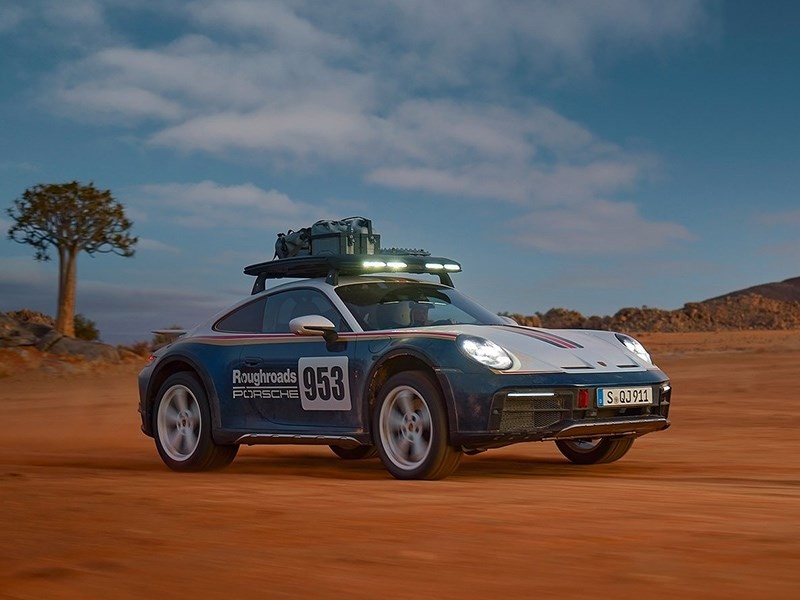 Представлен внедорожный Porsche 911