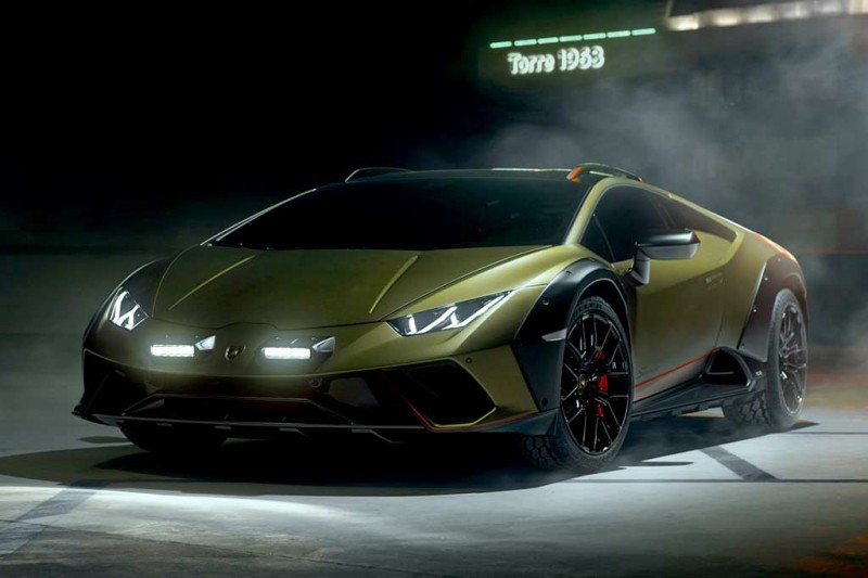 Итальянцы представили «вседорожный» суперкар Lamborghini Huracan Sterrato