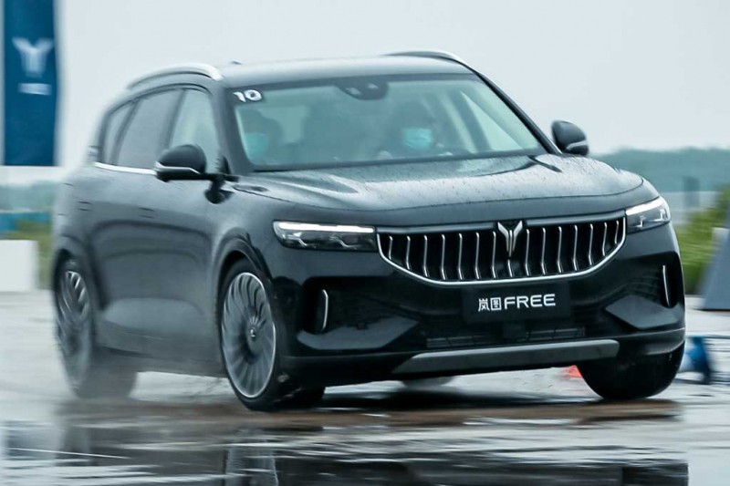 Voyah Free: премиальный электрический кроссовер из Поднебесной