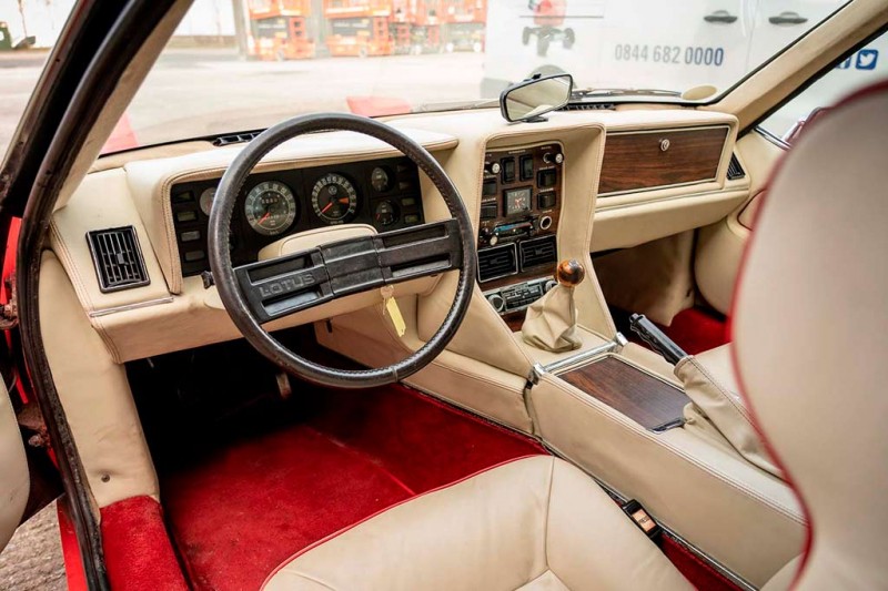 Lotus Elite 1976 американского гонщика Марио Андретти могут продать за бесценок 2 Lotus Elite 1976 американского гонщика Марио Андретти могут продать за бесценок