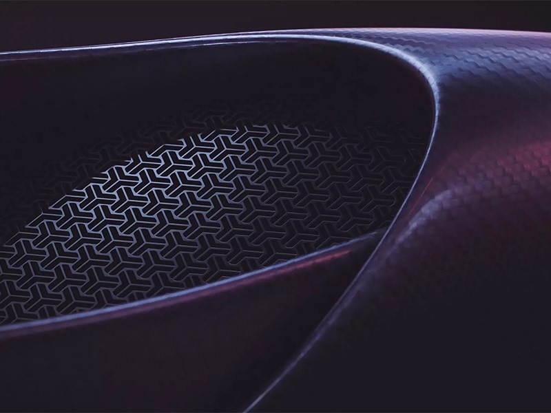 Представлен новый спорткар De Tomaso