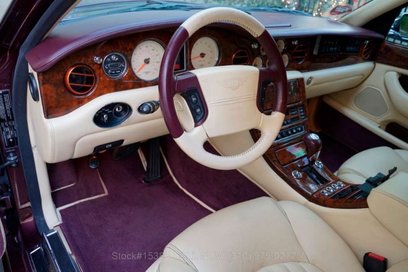 В продаже уникальный лимузин на базе Bentley Arnage с дверьми типа крыло чайки