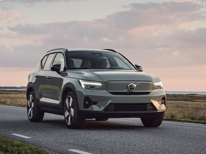 Volvo провела серьезную модернизацию кроссоверов XC40 и С40 1 Volvo провела серьезную модернизацию кроссоверов XC40 и С40