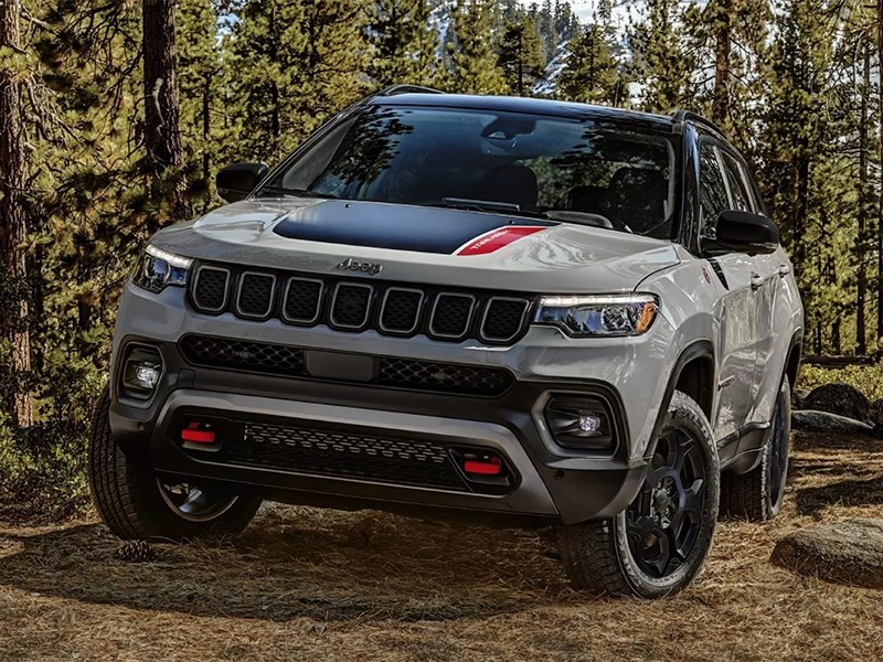 Jeep Compass обзавелся новым двигателем 1 Jeep Compass обзавелся новым двигателем