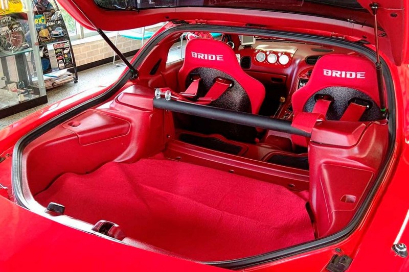 За стилизованный под Porsche 911 спорткар Mazda RX-7 планируют выручить ₽6,0 млн 4 За стилизованный под Porsche 911 спорткар Mazda RX-7 планируют выручить ₽6,0 млн
