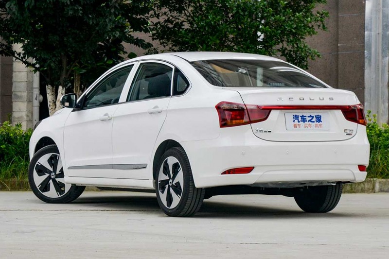 В России наладят выпуск Evolute i-Pro: электрического седана на базе Nissan Sylphy 2 В России наладят выпуск Evolute i-Pro: электрического седана на базе Nissan Sylphy