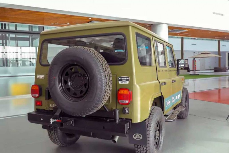 Китайцы вновь обновили утилитарный внедорожник BAW BJ212 из шестидесятых