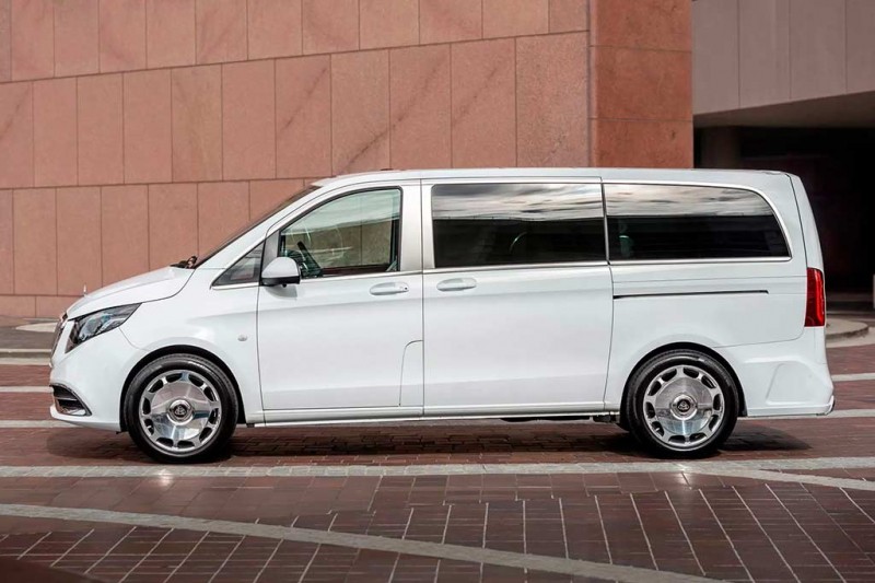 Уникальный минивэн Mercedes Metris в стиле Maybach ушел с молотка за 13,0 млн руб 3 Уникальный минивэн Mercedes Metris в стиле Maybach ушел с молотка за 13,0 млн руб
