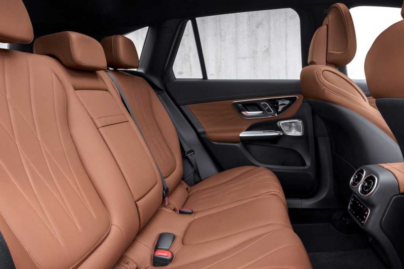 Новый Mercedes GLC 2023: немцы презентовали второе поколение кроссовера