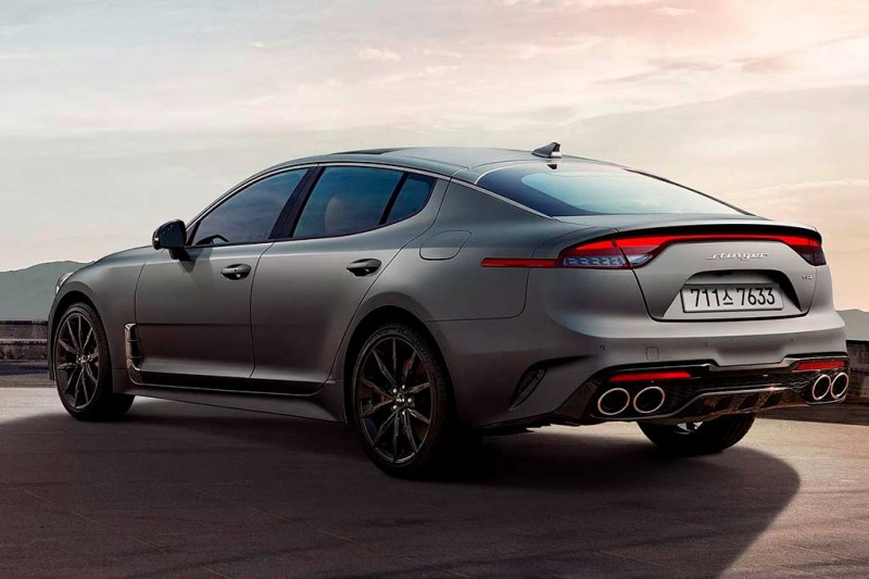 KIA Stinger получил лимитированную прощальную версию Tribute Edition