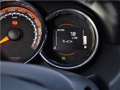 Lada Largus Cross - он по прежнему лучший? 12 Lada Largus Cross - он по прежнему лучший?
