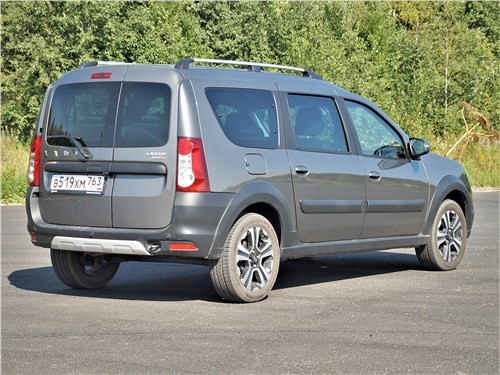 Lada Largus Cross - он по прежнему лучший? 4 Lada Largus Cross - он по прежнему лучший?