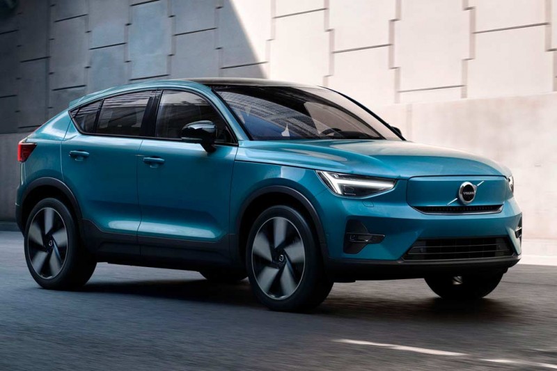 Шведы сменили электрическому Volvo XC40 Recharge передний привод на задний