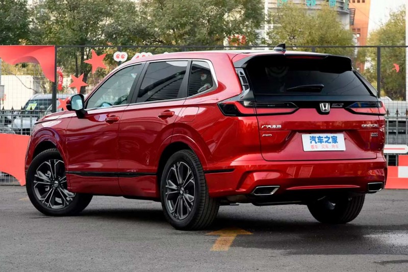 Кроссовер Honda Breeze второго поколения получил салон и агрегаты от CR-V