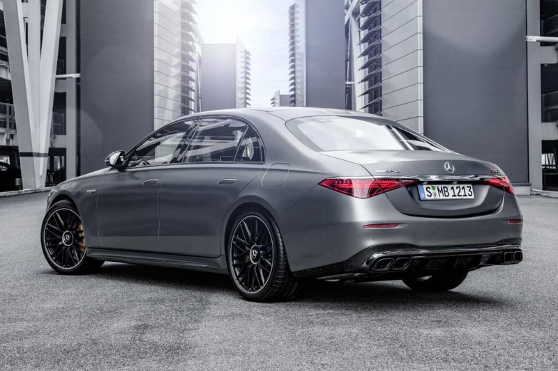 Гибридный Mercedes-AMG S63 E Performance оказался самым мощным в истории S-классом
