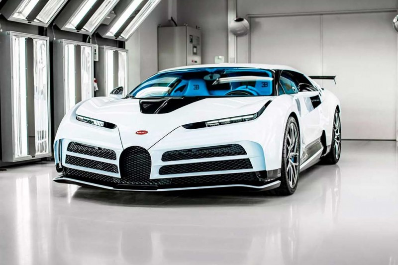 Последний из десяти выпущенных гиперкаров Bugatti Centodieci передан владельцу