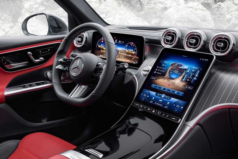 Новый Mercedes GLC 2023: немцы презентовали второе поколение кроссовера