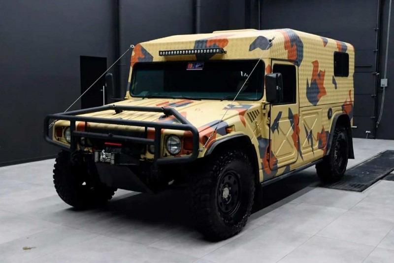 В Нижнем Новгороде продают экзотический внедорожник Toyota Mega Cruiser 1995 года