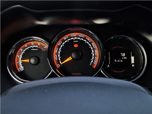Lada Largus Cross - он по прежнему лучший? 11 Lada Largus Cross - он по прежнему лучший?