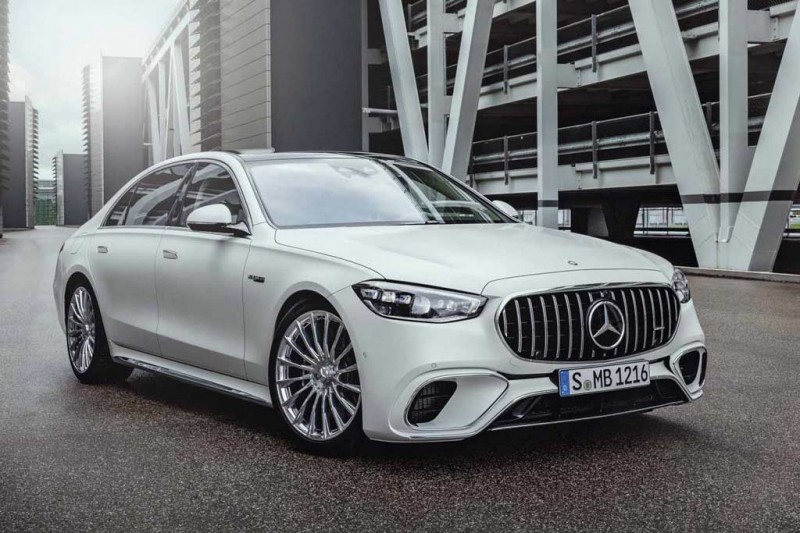 Гибридный Mercedes-AMG S63 E Performance оказался самым мощным в истории S-классом