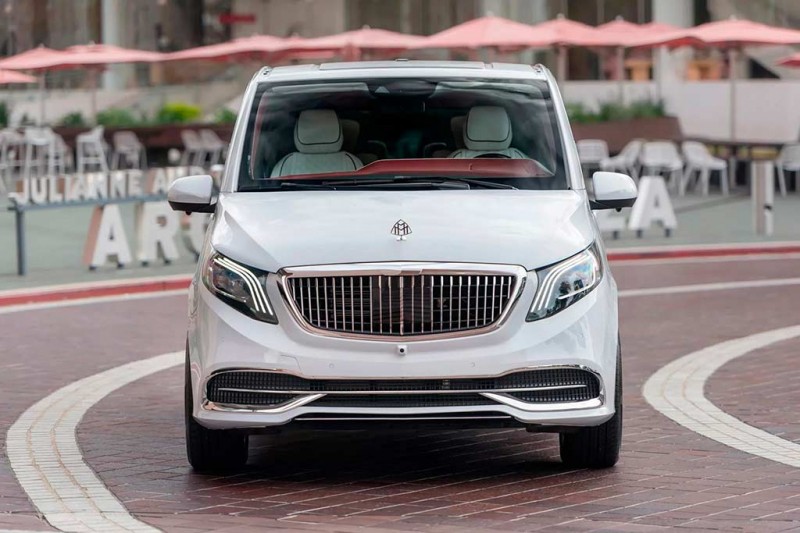 Уникальный минивэн Mercedes Metris в стиле Maybach ушел с молотка за 13,0 млн руб 2 Уникальный минивэн Mercedes Metris в стиле Maybach ушел с молотка за 13,0 млн руб