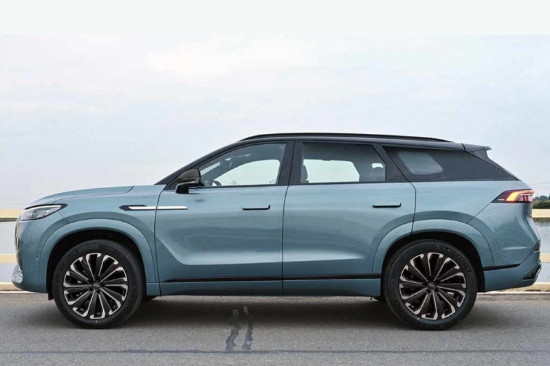 Рассекречена внешность нового Chery Tiggo 9: опубликованы фото без камуфляжа
