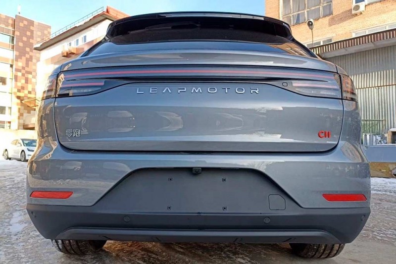 В Москве выставили на продажу 544-сильный китайский электрокар Leapmotor C11