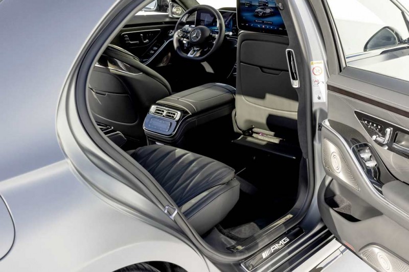 Гибридный Mercedes-AMG S63 E Performance оказался самым мощным в истории S-классом