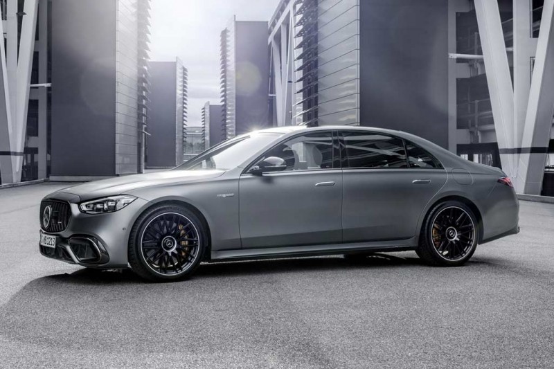 Гибридный Mercedes-AMG S63 E Performance оказался самым мощным в истории S-классом