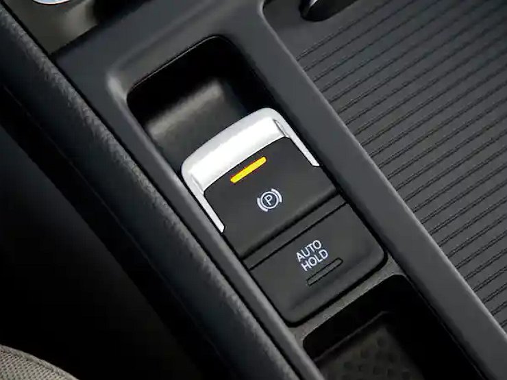 Почему нельзя оставлять автомобиль с АКП на парковке без стояночного тормоза