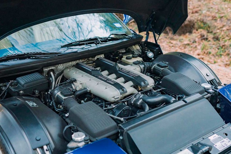 В продаже появился отлично сохранившийся Ferrari 456 GT 1995 года
