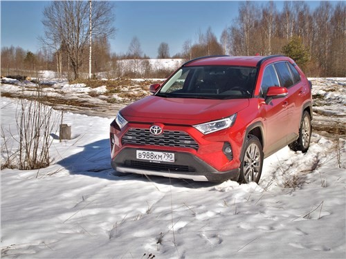 Тест-драйв Toyota RAV4 (поколение V) - &laquo;Жить в согласии с собой&raquo;