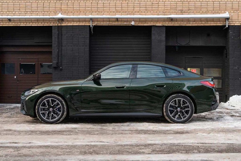 В Москве продают новый BMW i4 M50: за 544-сильный электрокар просят 9,5 млн руб