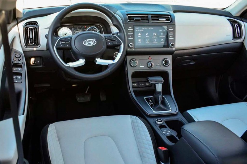 В Россию из ОАЭ привезли рестайлинговый Hyundai Creta с новой &laquo;мордой&raquo;
