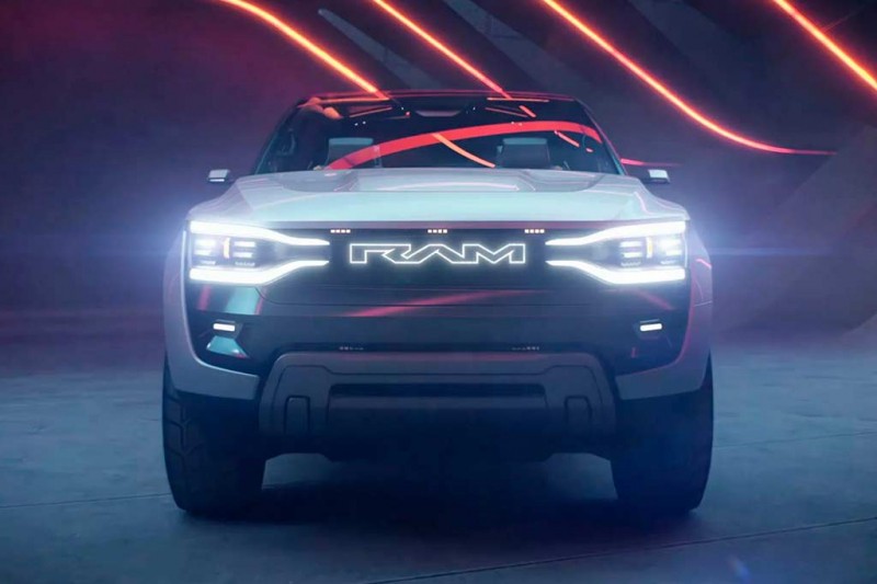 Ram 1500 Revolution Concept: представлен предвестник грядущего электрического пикапа