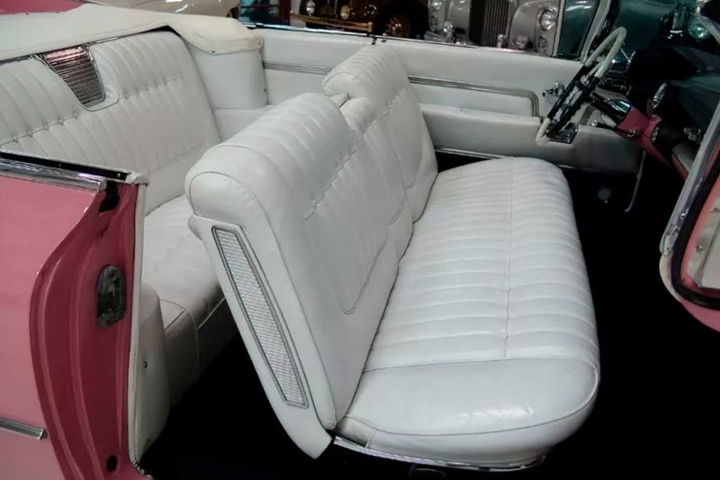 Конфискованный у бизнесмена Кима Доткома Cadillac Eldorado 1959 выставили на торги