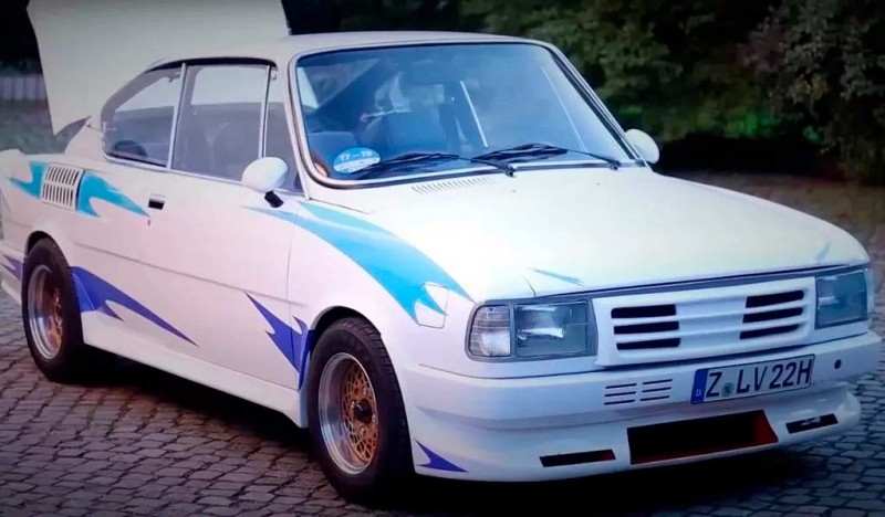 Немецкий пенсионер рассказал о своей Skoda 110 R, на которой ездит более 40 лет