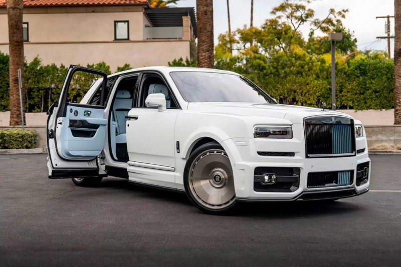 За Rolls-Royce Cullinan с широкофюзеляжным обвесом просят более 50 млн руб