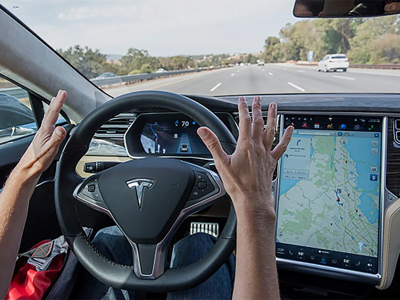 Автопилот Tesla оказался профанацией 1 Автопилот Tesla оказался профанацией