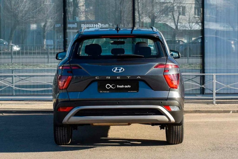 В Россию из ОАЭ привезли рестайлинговый Hyundai Creta с новой &laquo;мордой&raquo;