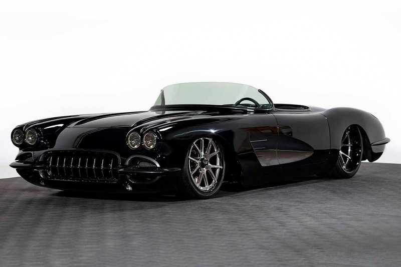 Эффектный рестомод Chevrolet Corvette 1959 с мотором LS7 продадут с молотка