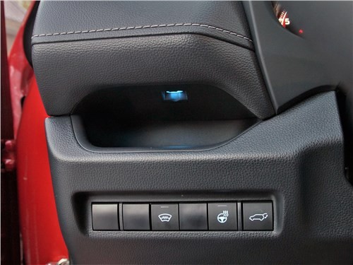 Тест-драйв Toyota RAV4 (поколение V) - &laquo;Жить в согласии с собой&raquo;