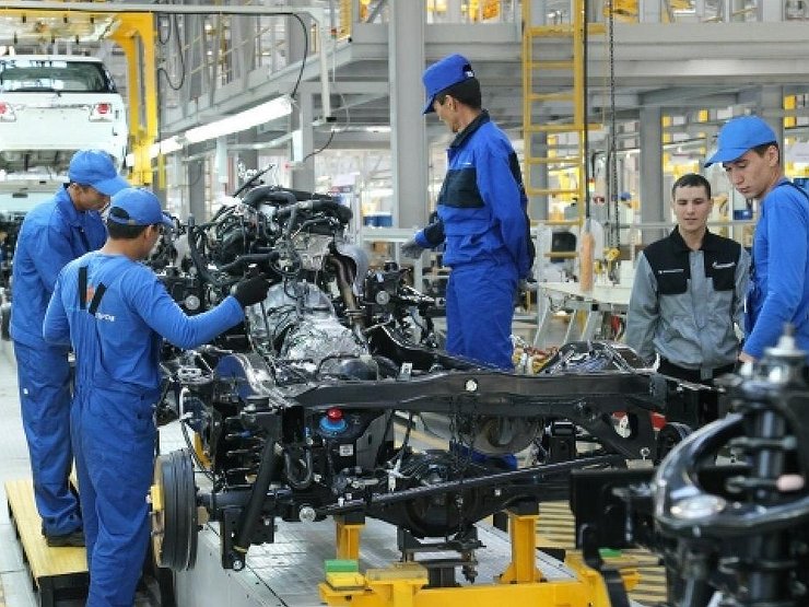 Обходит с флангов: как китайская JAC собирается покорить российских водителей