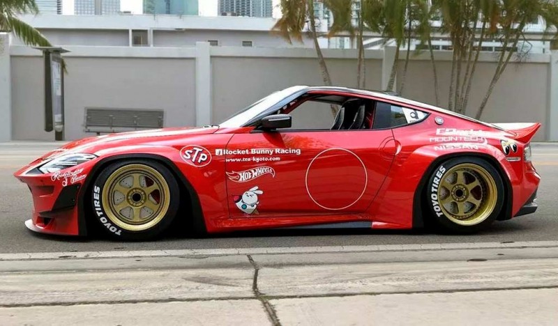 Представлен спорткар Nissan Z с эффектным широкофюзеляжным обвесом от Rocket Bunny