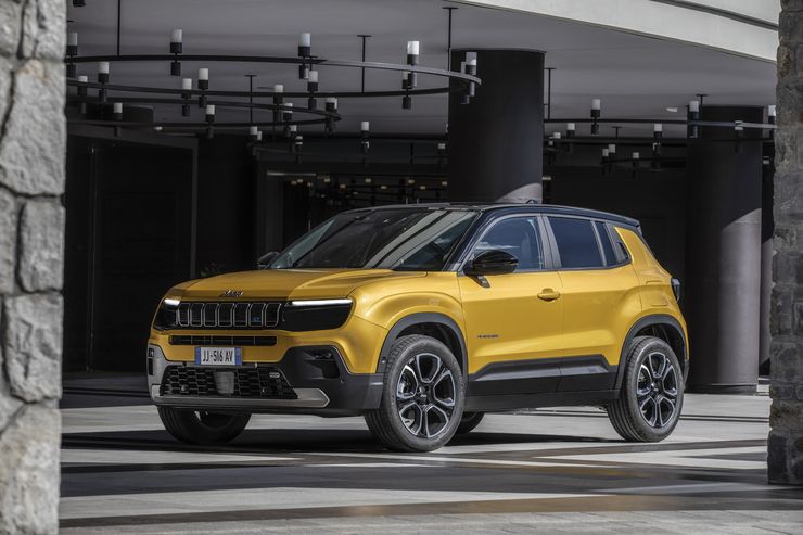 Car of the Year&minus;2023: с какой стати автомобилем года стал электроджип
