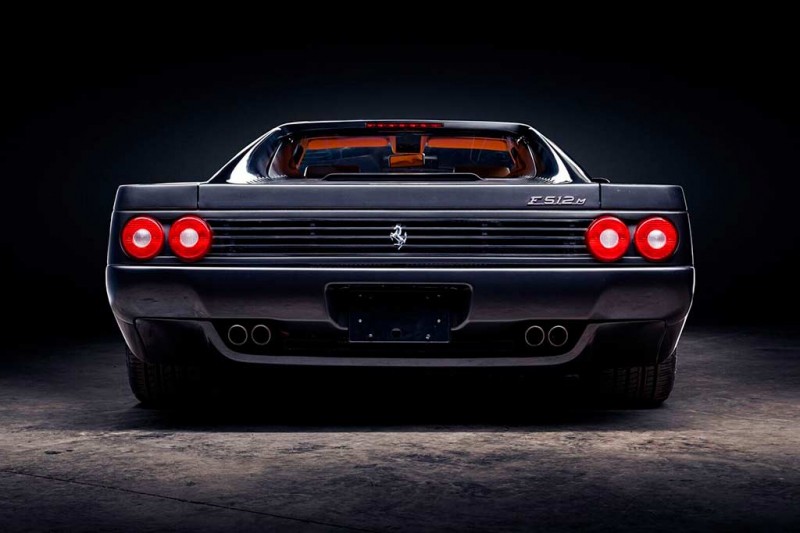 В продаже спорткар Ferrari 512 M 1995 года с очень редкой окраской кузова
