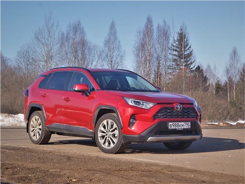 Тест-драйв Toyota RAV4 (поколение V) - &laquo;Жить в согласии с собой&raquo;