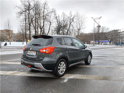 Suzuki SX4 - лучший выбор для сторонников простых решений