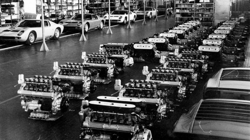 Компании Lamborghini исполняется 60 лет: история фабрики в Сант-Агата-Болоньезе